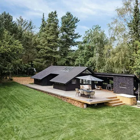 Holiday home Kalmar House With Fine Aesthetics And Real Vibe *